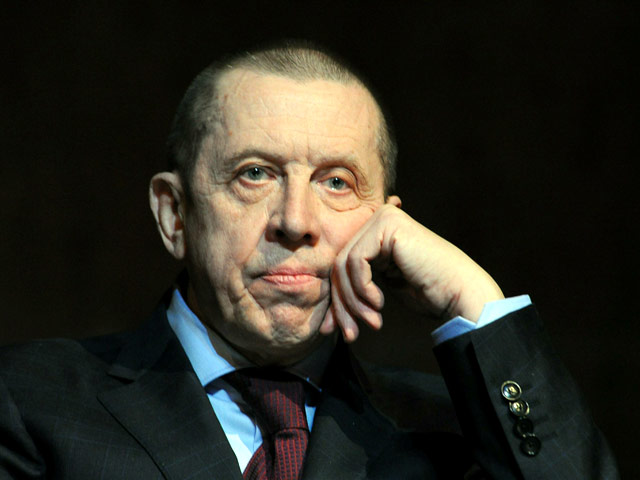 Бывший директор театра на Таганке Валерий Золотухин пока остается в реанимации