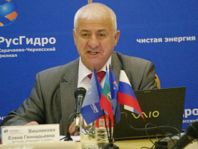 Генеральный директор ОАО "Карачаево-Черкесская ГГК" Григор Саратикян