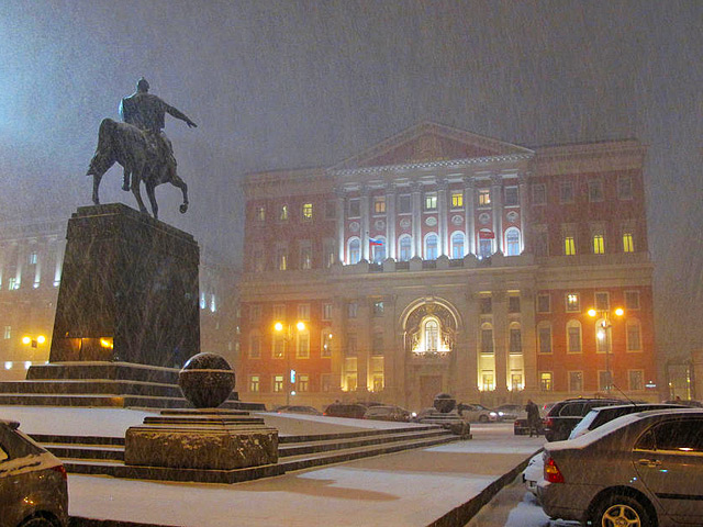 В конце недели в Москве ожидаются резкое потепление, сильный снегопад и порывистый ветер