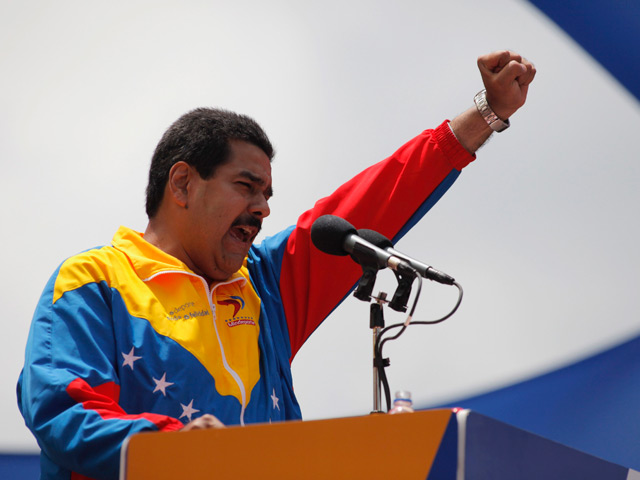 С приближением внеочередных выборов президента Венесуэлы, которые обещают развернуться в острую борьбу, усилиями властей все больше нагнетаются страсти вокруг причин смерти Уго Чавеса