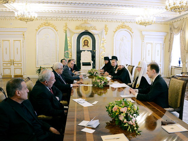 Патриарх Московский и всея Руси Кирилл встретился сегодня в Москве с палестинским лидером Махмудом Аббасом