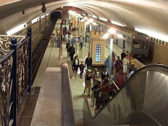 Казанское метро, торжественно открытое 27 августа 2005, года может обвалиться, Ростехнадзор выявил множество нарушений при строительстве трех новый станций
