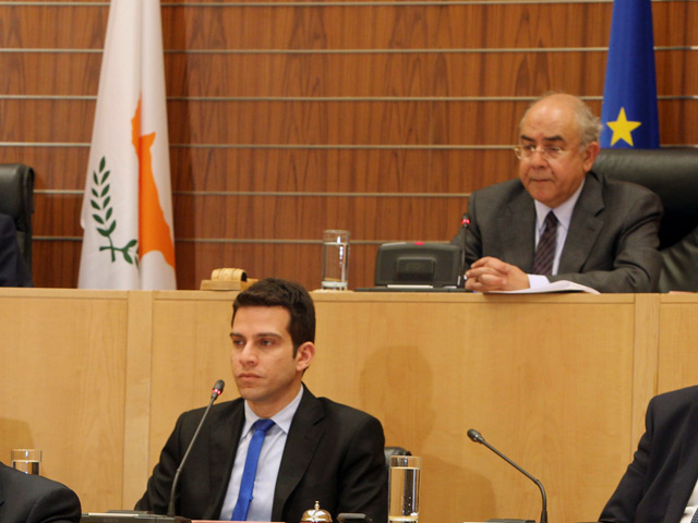 Правительству президента Кипра Никоса Анастасиадиса не хватает всего одного голоса в парламенте, чтобы принять закон о введении налога на банковские депозиты