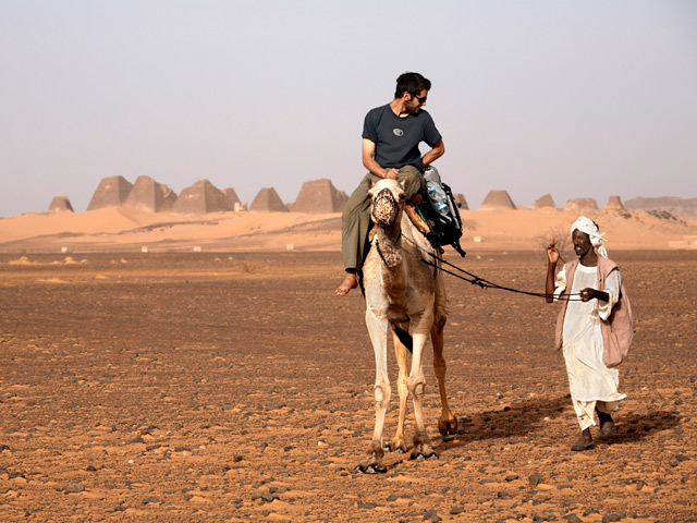 Судан не станет принимать "оголенных и пляжных" туристов