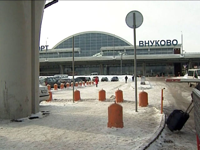 Больная ДЦП девочка, которую вместе с матерью отказались сажать на борт самолета во "Внуково", оказалась далеко не единственной, кто пропустил рейс