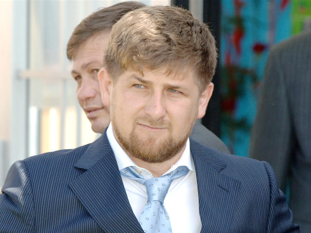 Глава Чечни Рамзан Кадыров заявил, что он попросит президента футбольного клуба "Терек" Магомеда Даудова отказаться от участия в матче 22-го тура чемпионата России по футболу с питерским "Зенитом"