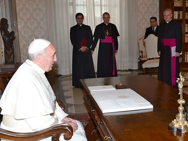 Папа Римский Франциск пришел к выводу, что его резиденция в Ватикане слишком просторна, и попросил сократить количество отведенных для него комнат