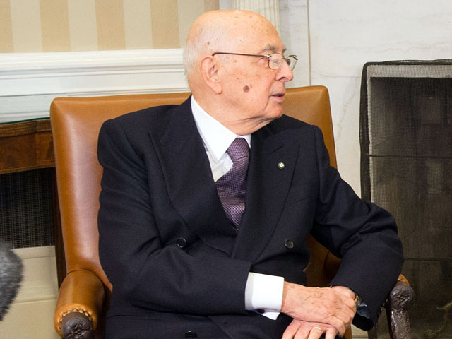 Итальянский президент Джорджо Наполитано дал задание сформировать новое правительство страны