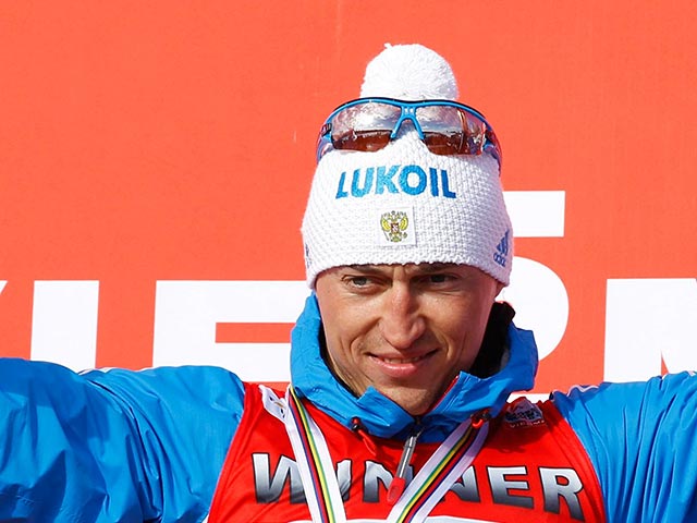 Лыжник Александр Легков занял второе место в общем зачете Кубка мира