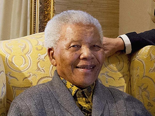 Экс-президент ЮАР Нельсон Мандела, в начале марта прошедший плановое обследование в больнице, вновь госпитализирован из-за рецидива легочной инфекции