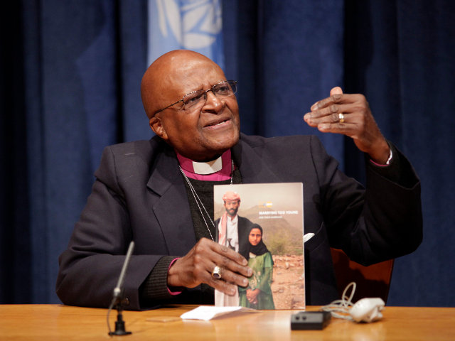 Первый чернокожий епископ в ЮАР и выдающийся борец за равноправие коренного населения Южной Африки архиепископ Десмонд Туту удостоен премии "за успехи в исследовании или открытия в духовной жизни"