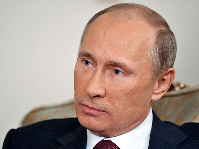 Президент России Владимир Путин начинает двухдневное блиц-турне по двум странам Европы. В Германии он встретится с канцлером Ангелой Меркель и откроет промышленную ярмарку в Ганновере