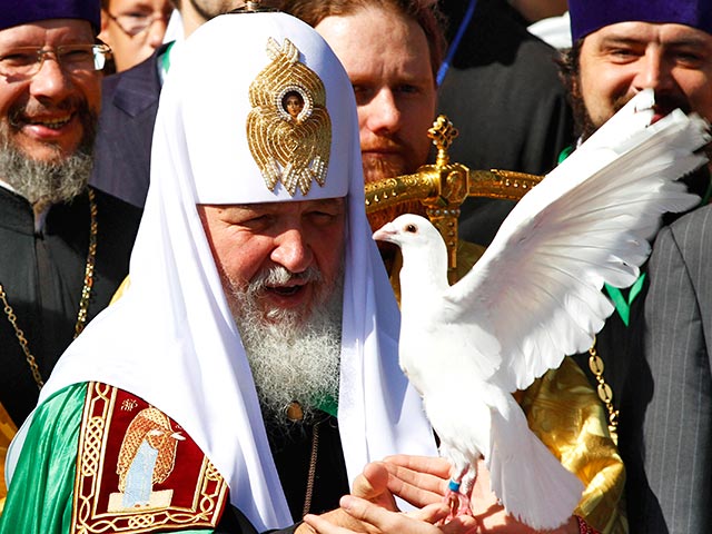 Патриарх Кирилл в праздник Благовещения выпустит на Соборной площади голубей