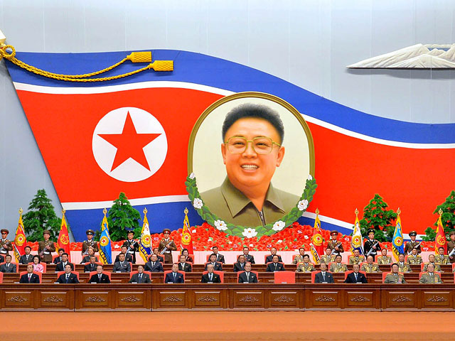 Северная Корея готова к запуску ракет и просит иностранцев уехать