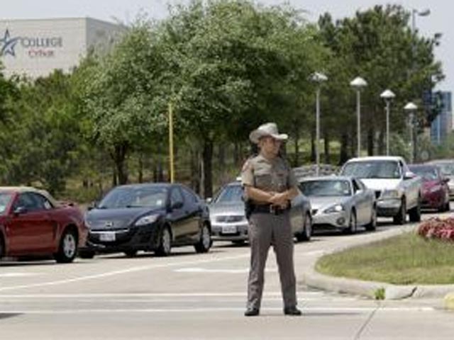 Очередная бойня произошла в учебном заведении Техаса: неизвестные напали на Lone Star College в Хьюстене. Ранения получили как минимум 14 человек