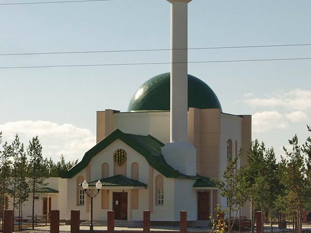 Злоумышленники подожгли гараж при мечети в городе Покачи в Ханты-Мансийском автономном округе