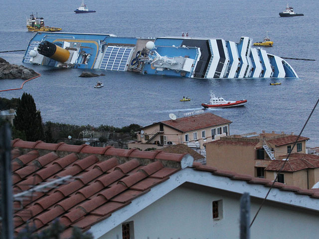 Суд оштрафовал оператора лайнера Costa Concordia на миллион евро