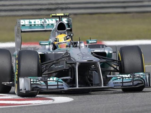 Китайская квалификация "Формулы-1" осталась за Хэмилтоном 