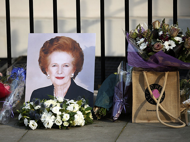 Бывший премьер-министр Великобритании Маргарет Тэтчер, скончавшаяся 8 апреля от инсульта на 88-м году жизни, в деталях спланировала собственные похороны