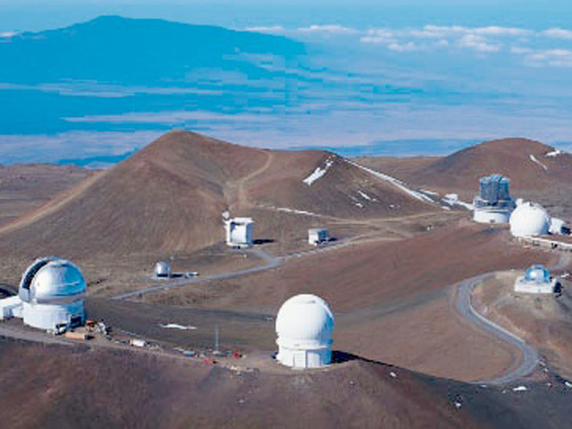 На вершине гавайского щитового вулкана Мауна-Кеа в США будет построен самый большой в мире телескоп