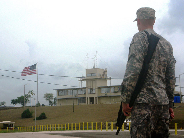 В Гуантанамо произошли столкновения между охраной и заключенными