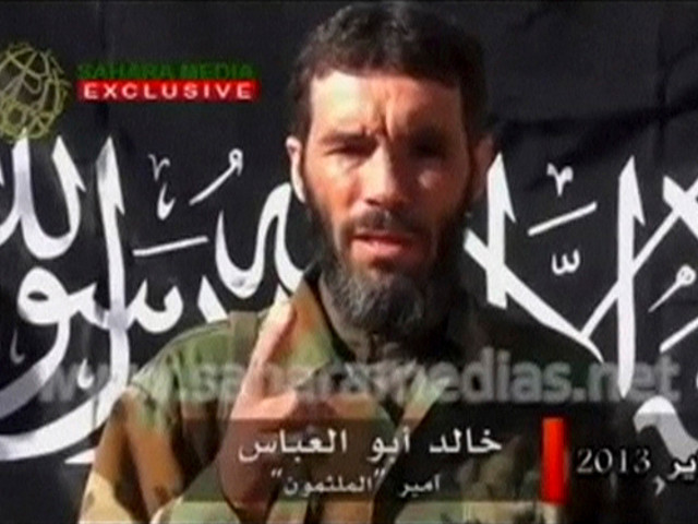 Главарь исламистов Мухтар Бельмухтар, стоявший за захватом заложников в Алжире в январе этого года, взорвал себя вместе с несколькими другими исламистами
