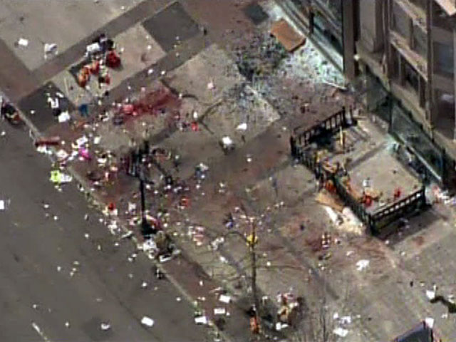 Два мощных взрыва прогремели в понедельник у финишной черты Бостонского марафона