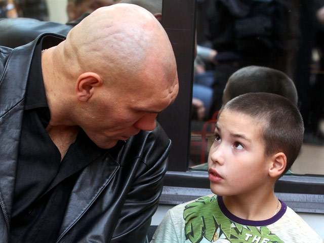 Николай Валуев с сыном Гришей