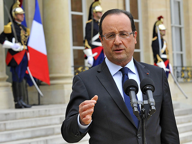 Популярность президента Франсуа Олланда в глазах французов снова упала до рекордно низкой отметки