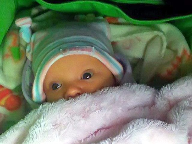 Русские родители, у которых в Новой Зеландии изъяли новорожденную дочку, в понедельник утром встретятся с работниками социальной службы Новой Зеландии