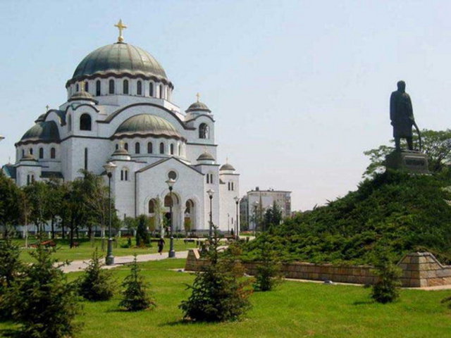 Сербская православная церковь выступила против соглашения о нормализации отношений между Белградом и Приштиной