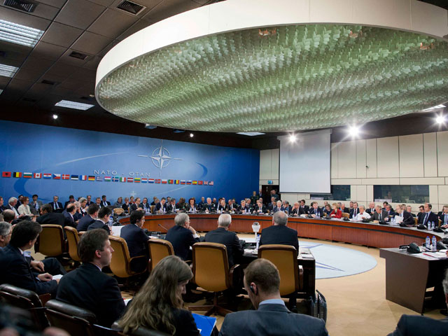 В НАТО после Совета с РФ в Брюсселе анонимно пожаловались на Москву