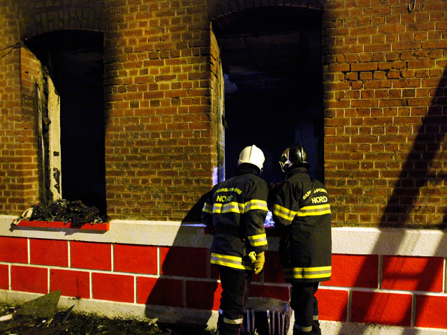 Частичное обрушение жилого здания произошло в городе Реймс на северо-востоке Франции, два человека погибли