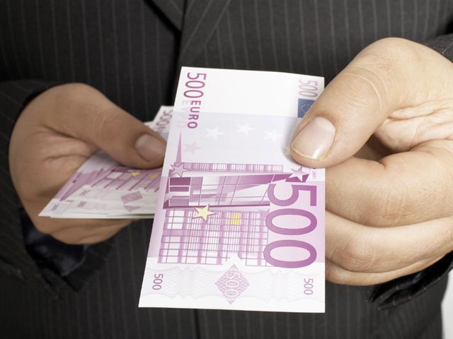 Немецкие эксперты предлагают отказаться от самой крупной купюры в еврозоне