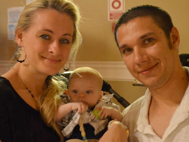 28 апреля органы опеки и полиция города Сакраменто забрали у Анны и Алекса Николаевых их сына Семми, потому что супруги не оформили выписку из больницы