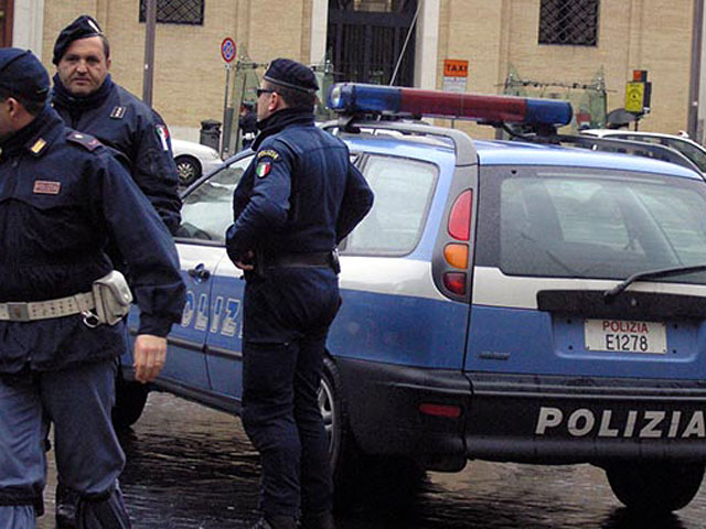 По всей Италии в четверг арестованы 86 человек - в рамках масштабного расследования о кражах багажа в аэропортах
