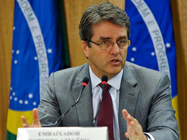 Новым генеральным директором Всемирной торговой организации (ВТО) избран бразилец Роберту Азеведу, сообщили источники Reuters