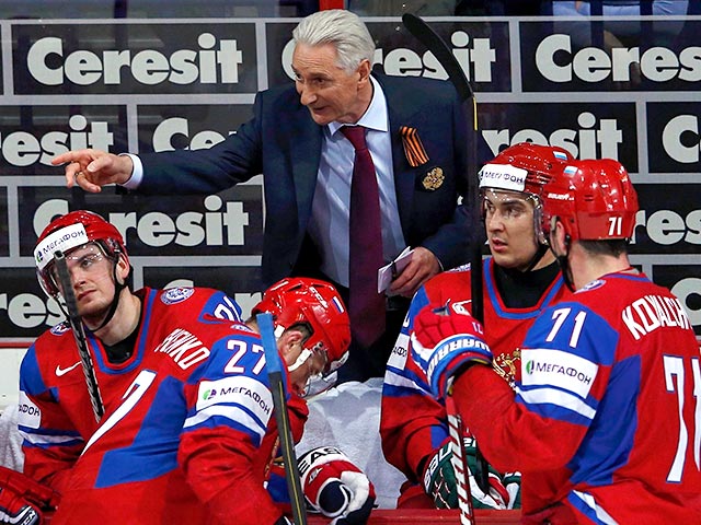 Билялетдинов перед игрой с командой Словакии изменил состав звеньев 