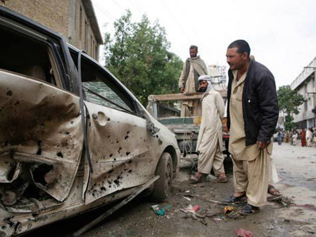 В пакистанском городе Кветта (провинция Белуджистан) смертник совершил теракт. Погибли шесть человек, более 60 получили ранения