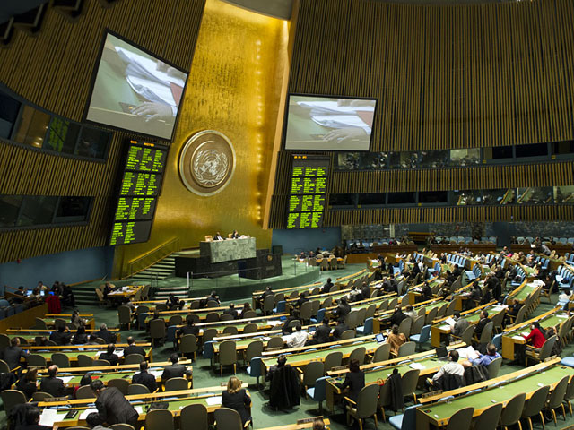 Генеральная Ассамблея ООН, на которой обсуждалась ситуация в Сирии, прошла слегка нервно: технические неполадки в работе переводчиков чуть было не привели к роспуску заседания, резолюция по Сирии не понравилась России