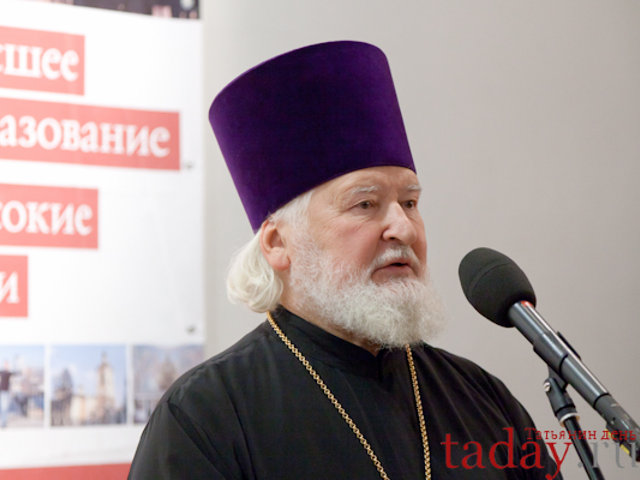 Недоступность архивов останавливает подготовку канонизации святых, считает ректор ПСТГУ протоиерей Владимир Воробьев