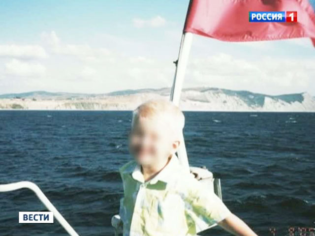Врачи, занимающиеся лечением Никиты Онищенко, получившего 20 ножевых ранений от аниматора, привели ребенка в сознание