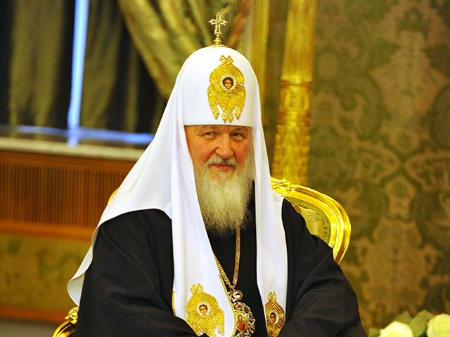 Патриарх Московский и всея Руси Кирилл считает важным, чтобы состоятельные люди тратили больше денег на благотворительность