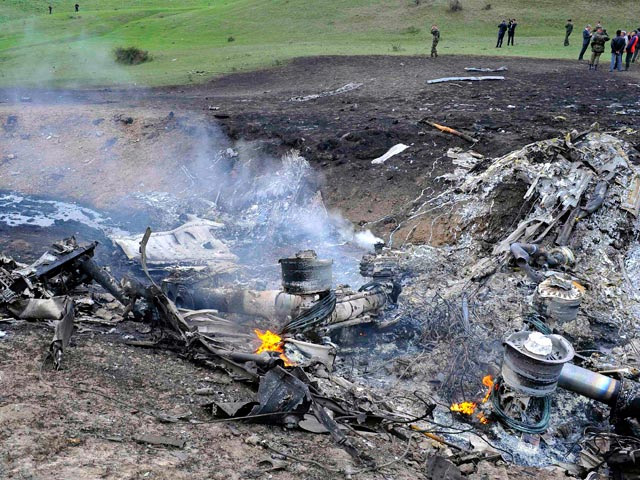 Жители киргизского села Чолок-Арык, расположенного в районе падения самолета-топливозаправщика ВВС США, жалуются на ущерб, нанесенный ЧП экологии района