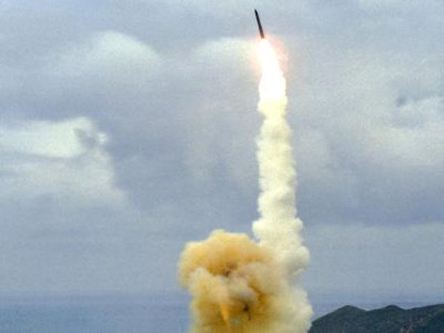 Американцы провели пуск межконтинентальной баллистической ракеты (МБР) Minuteman III, отложенный еще в начале апреля из-за обострившейся ситуации с КНДР