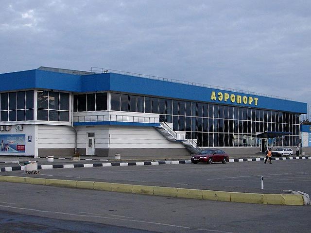 Сообщение в милицию поступило около 13:00 из аэропорта "Симферополь"