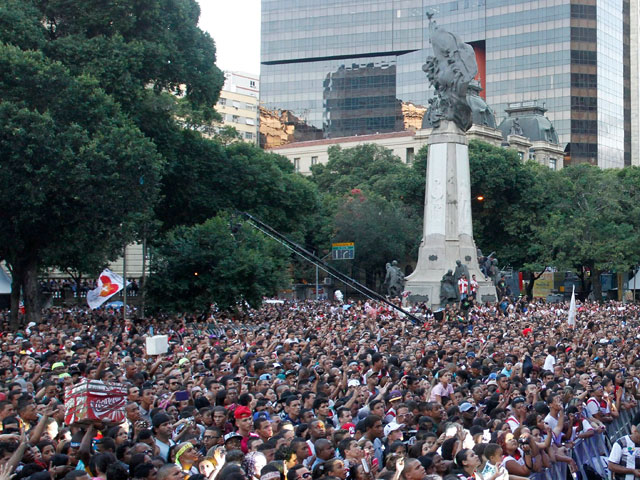 Свыше 100 тыс. человек приняли участие в "Марше во имя Иисуса" в Рио-де-Жанейро