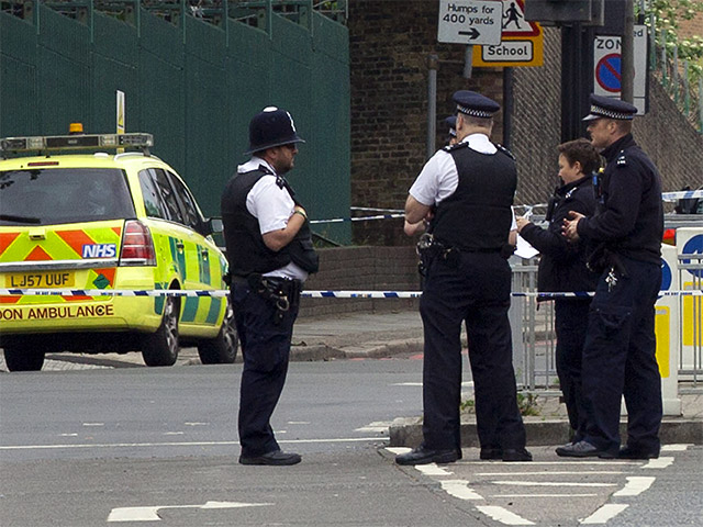 Британская полиция отпустила под залог шестерых из девяти человек, задержанных по подозрению в причастности к зверскому убийству исламистами в Лондоне солдата Ли Ригби