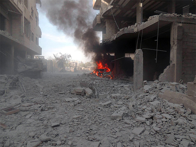 Верховный комиссар ООН по правам человека Нави Пиллай назвала происходящее в Сирии катастрофой и прочит стране "настоящий кошмар"