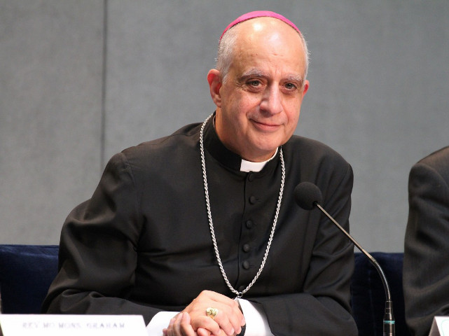 О ближайших событиях Года веры рассказал президент Папского совета по содействию новой евангелизации архиепископ Рино Физикелла